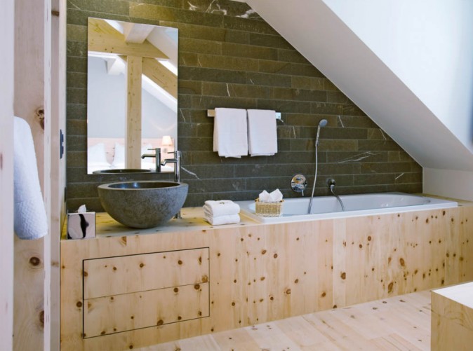 Muottas_Muragl_Zimmer_Bad