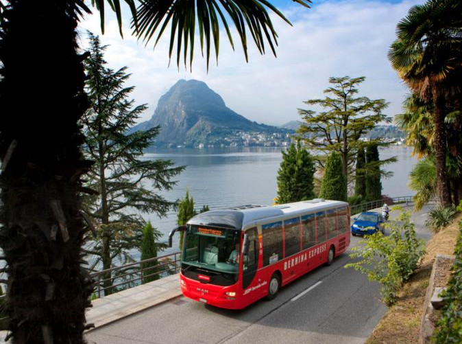 92_BerninaBus_rhb8691t