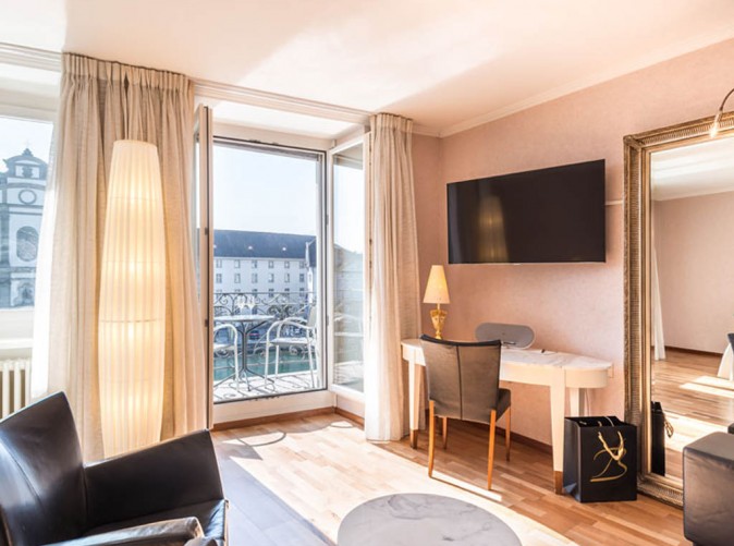 Des_Balances_Zimmer4