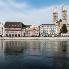 1_Zuerich_Limmat_Altstadt