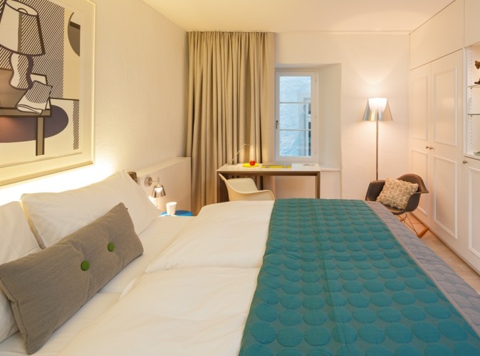 Roessli_Zimmer_DZ_203_03