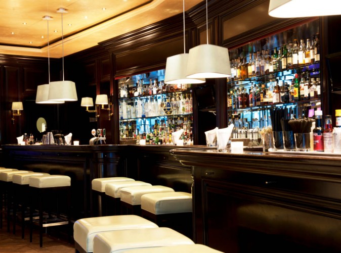 Rive_Gauche_Bar_Baur_au_Lac