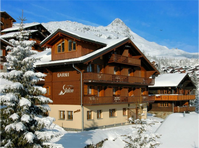 Slalom_Aussenansicht_Winter1