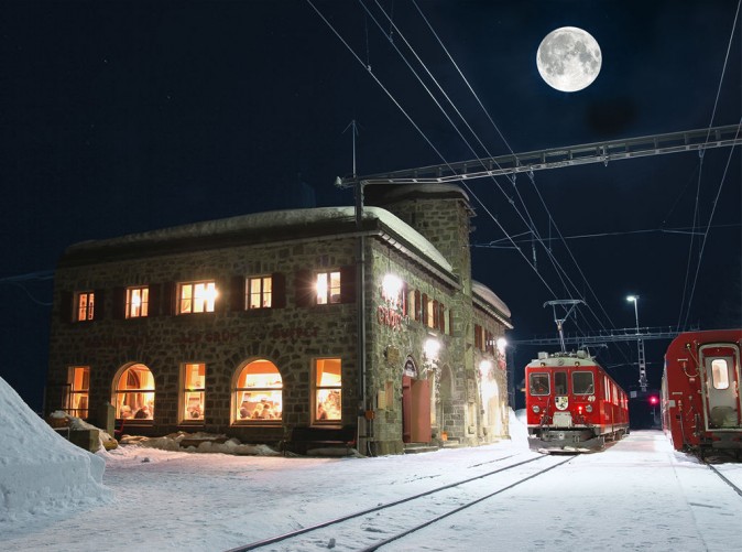 4_Alp_Gruem_Vollmond