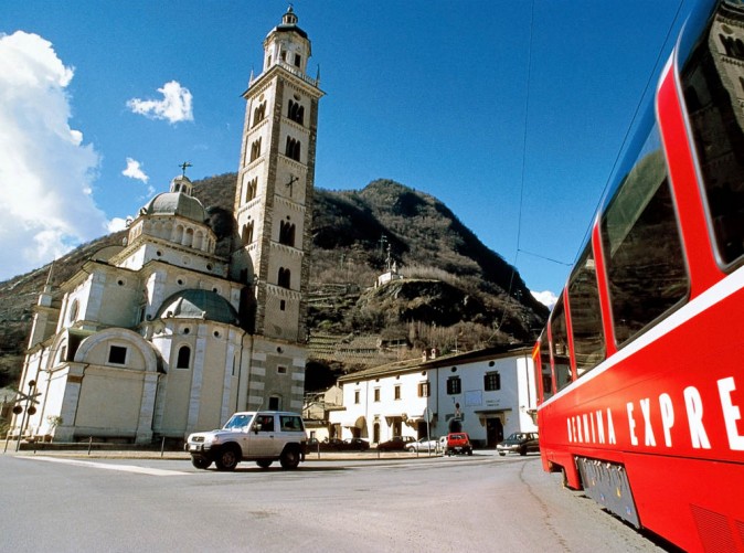 Bernina_Express_13_RHB