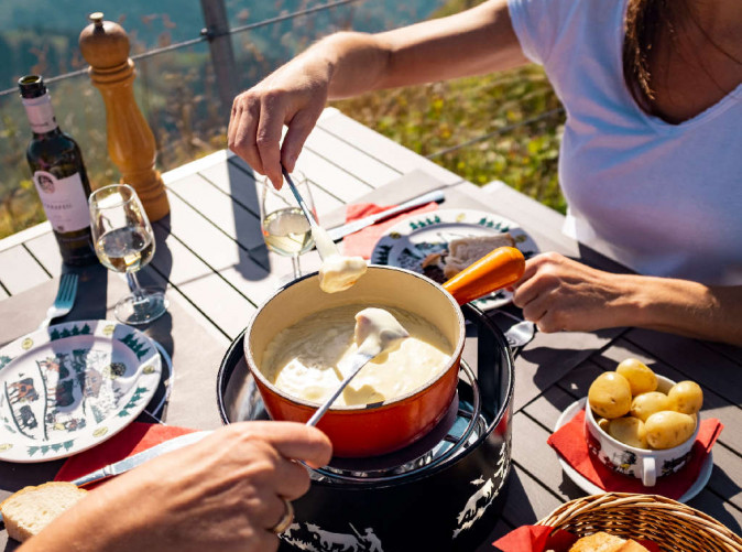 0028_ST_3x2_Experience-Excursion-Mountain-Moleson_62357