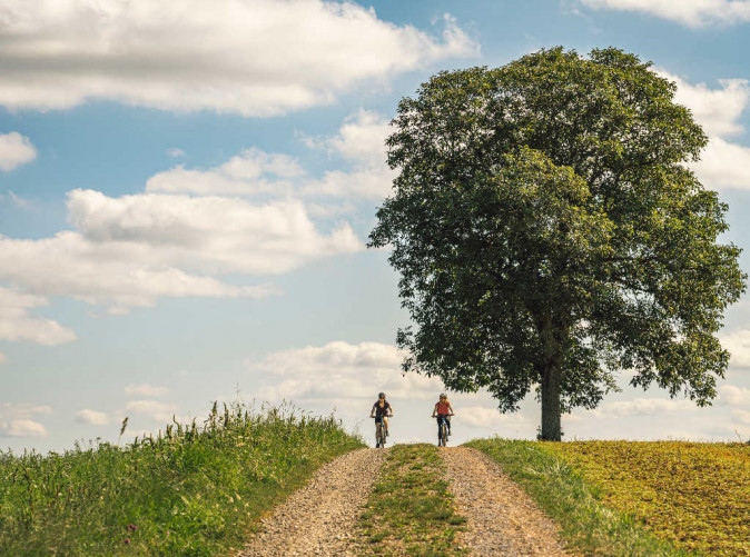0020_ST_3x2_Cyclists-in-Thurgau_72915