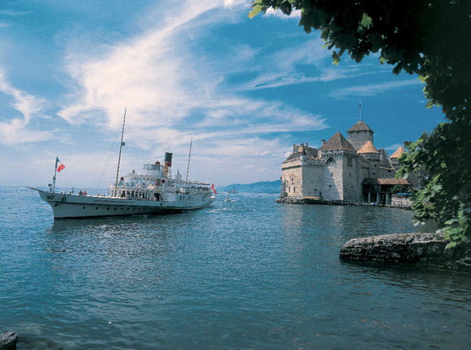 0044_stsy9894_53083222731_o