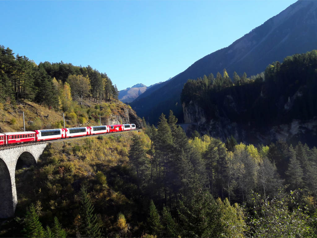Bernina Express Schoene Aussichten Touristik Bernina Rhb 92444