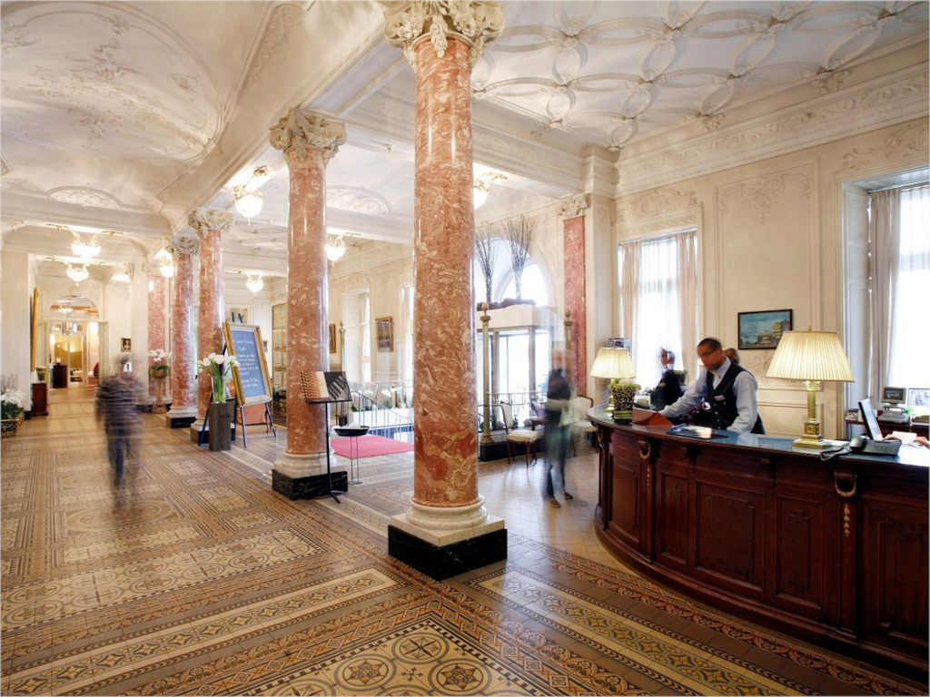 Private Selection Hotels Schweizerhof Luzern Schoene Aussichten Touristik